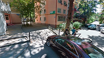парковка у клиники 3D стоматологии Сочи